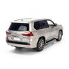 Mô hình xe Lexus LX570 1:18 Kyosho Silver (2)