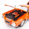 Mô hình tĩnh xe thể thao cổ Chervolet Camaro 1971 1:18 Maisto Orange (14)