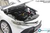 Mo-hinh-xe-Toyota-Camry-2018-2019-White-1-18-Paudi