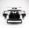 Mô hình xe SUV Toyota RAV4 2019 White 1:18 Dealer (12)