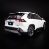 Mô hình xe SUV Toyota RAV4 2019 White 1:18 Dealer (18)