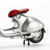 Mô hình xe Vespa 946 2014 Silver 1:18 Welly