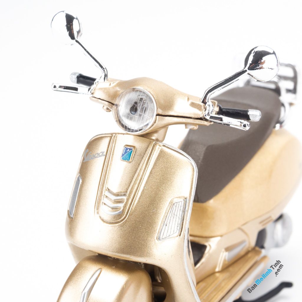 Mô hình xe Vespa GTS 300ie 2017 1:18 Maisto