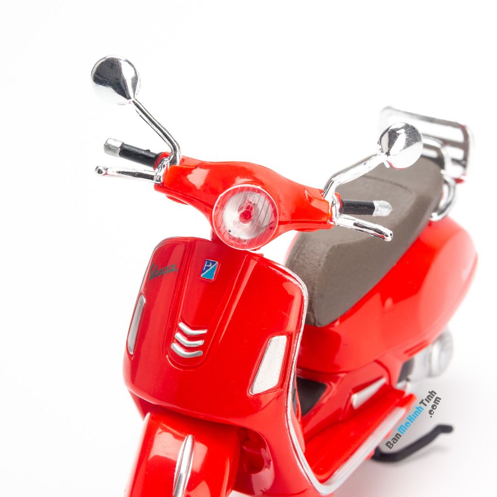Mô hình xe Vespa GTS 300ie 2017 1:18 Maisto