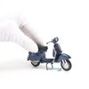 Mô hình xe Vespa P150X 1978 1:18 Maisto Blue (7)