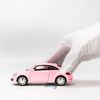 Mô hình xe Volkswagen Beetle 2012 1:36 UNI Pink (5)