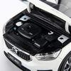 Mô hình xe Volvo XC40 1:18 Dealer White (6)