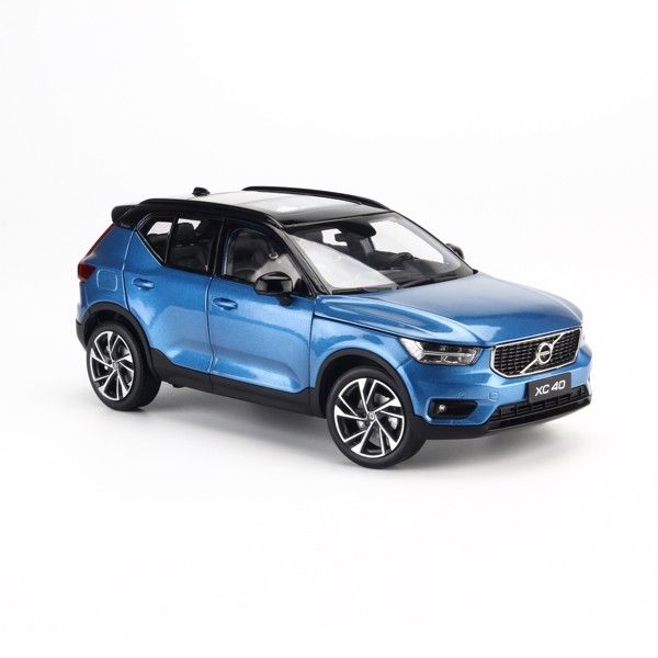 Mô hình xe Volvo XC40 1:18 Dealer Blue