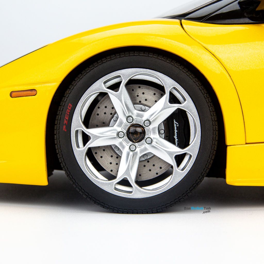 Mô hình xe Lamborghini Murcielago Roadster Yellow 1:12 Autoart