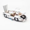 Mô hình xe Mercedes-Benz 300SL 1954 1:18 Bburago Silver (4)