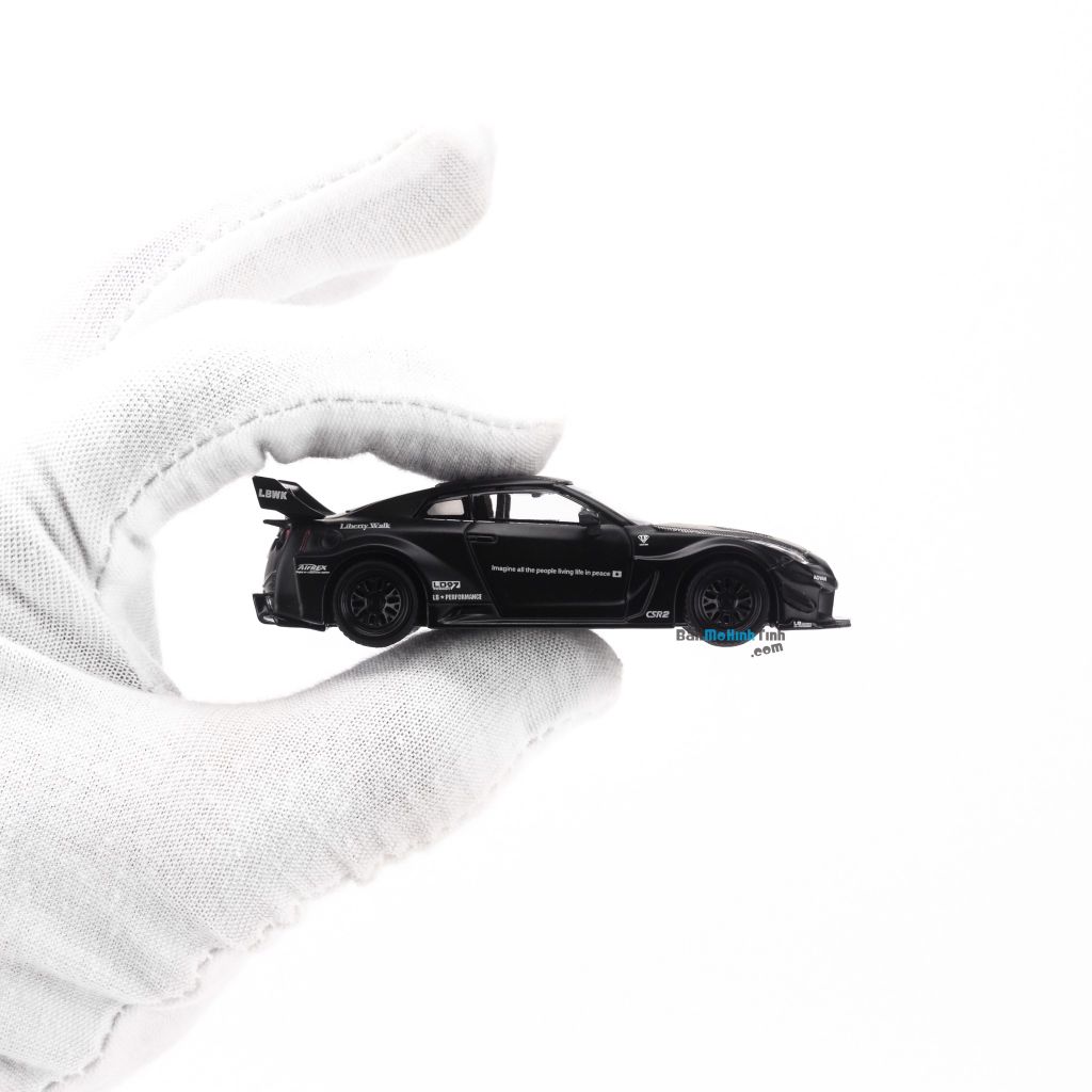 Mô hình xe Nissan GT-R R35 2009 Liberty Walk LB Works 1:64 MiniGT