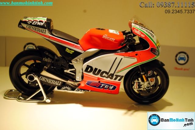  Mô hình xe mô tô  Ducati GP 2012 1:10 Maisto 