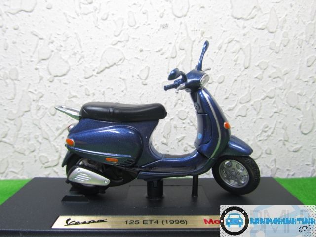 MÔ HÌNH XE VESPA 125ET 1996 1:18 MAISTO