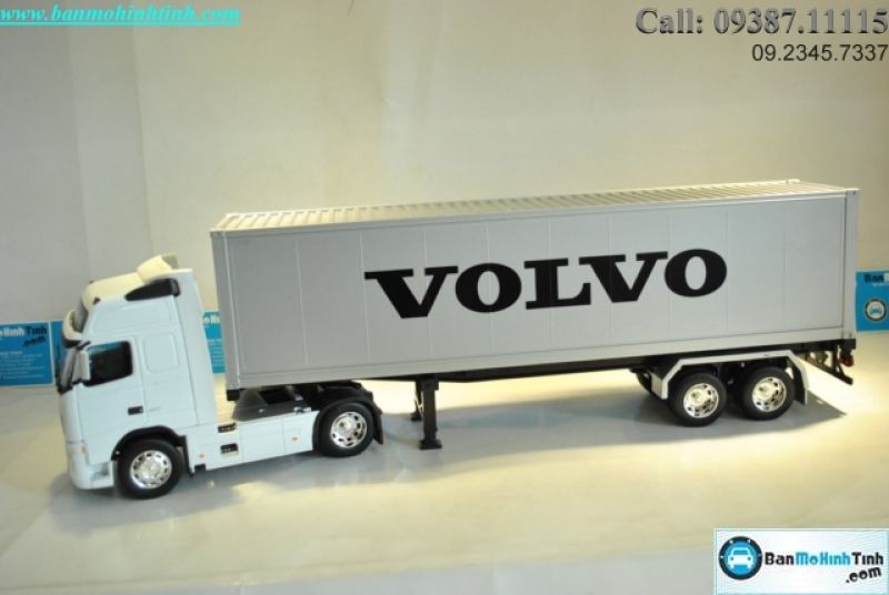 MÔ HÌNH VOLVO FH12 TRACTOR TRAILER 1:32 WELLY