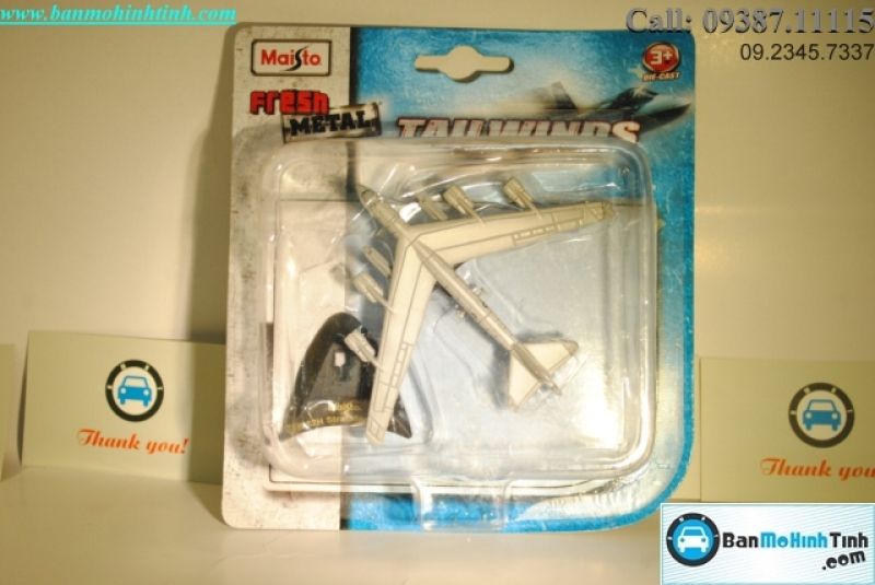 Mô hình máy bay quân sự B52H Stratofortress Maisto