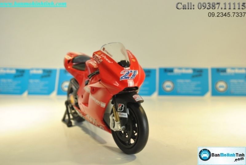  Mô hình xe mô tô  Ducati GP No.27 1:12 Newray 