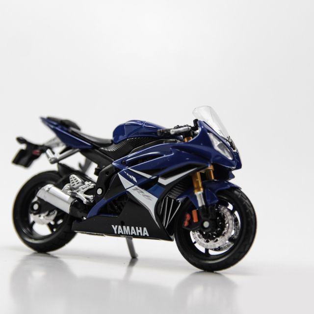  Mô hình xe mô tô Yamaha YZF-R6 Blue 1:18 Maisto 