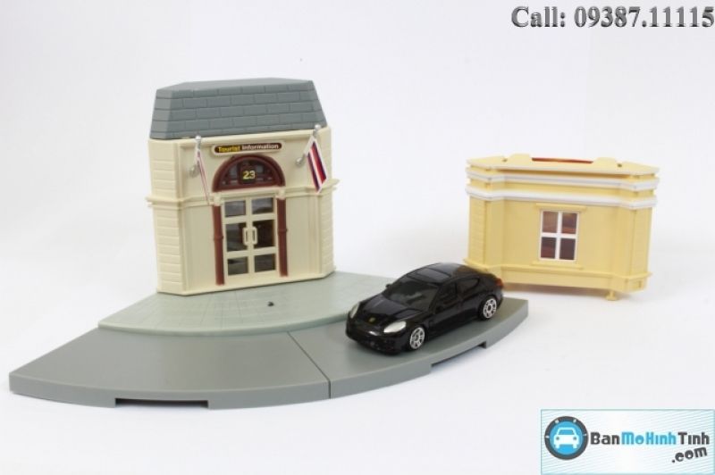 DIORAMA TOURIST INFORMATION - PORSCHE PANAMERA 1:64 UNI (614017)