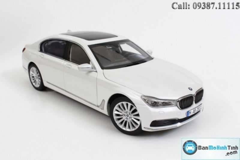 Mô hình xe BMW 7 Series 2017 Sedan White 1:18 Kyosho