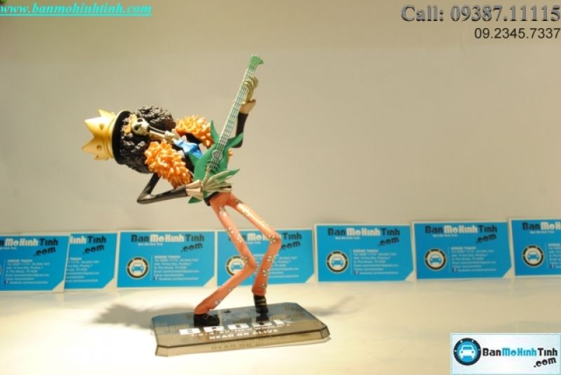 MÔ HÌNH BROOK (ONE PIECE) BANDAI
