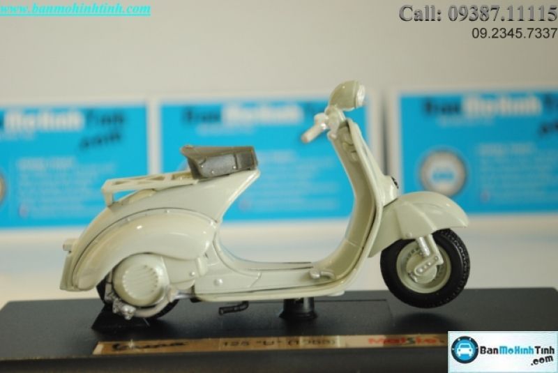MÔ HÌNH XE VESPA 125U (1953) 1:18 MAISTO