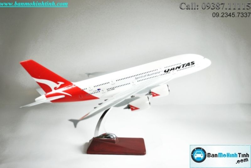 Mô hình máy bay A380 Qantas Airways 47cm