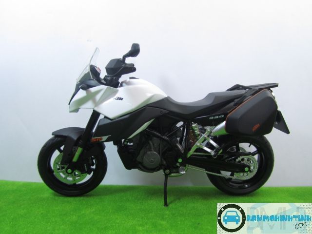 Mô hình mô tô KTM 990 SMT White 1:12 - Joycity