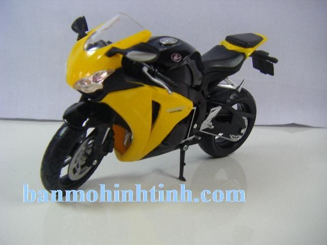Mô hình xe mô tô Honda CBR 1000RR (Yellow) 1:12 - Joycity