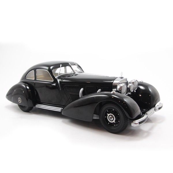 Mô hình xe Mercedes Benz 540K Type W24 1:18