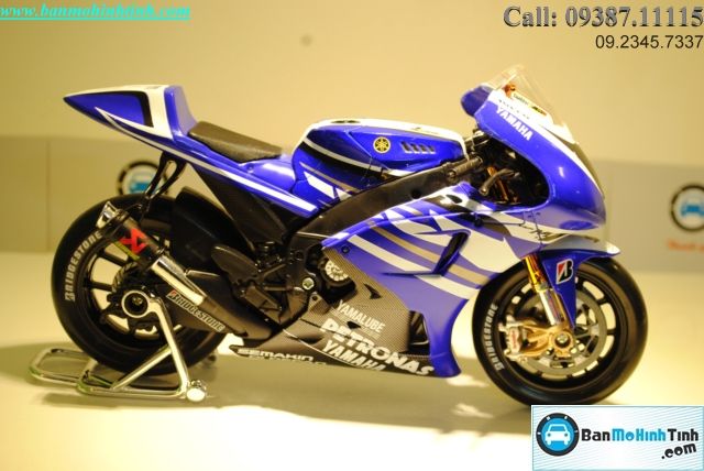  Mô hình xe mô tô  Yamaha GP No 1 1:10 Maisto 