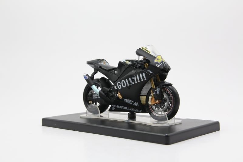 MÔ HÌNH YAMAHA YZF M1 WORLD TEST PHILLIP ISLAND 2004 1:18 LEO