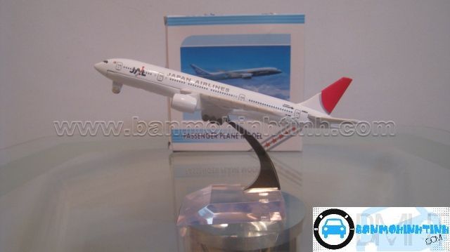 Mô Hình máy bay B777 Japan Airlines Everfly 16cm