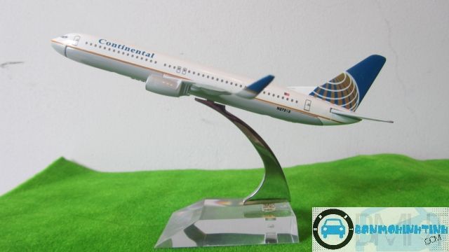Mô Hình máy bay B737 Continental Airlines Ever Fly 16cm