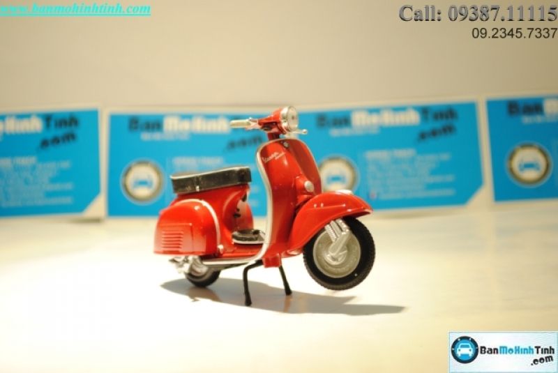 MÔ HÌNH XE VESPA SUPER SPRINT VELOCE 1969 RED 1:18 MAISTO