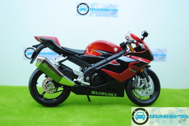  Mô hình xe mô tô  Suzuki GSX 1300 Red 1:12 