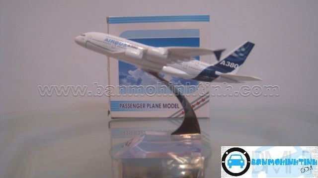 MÔ HÌNH MÁY BAY A380 ORIGINAL EVERFLY 16CM