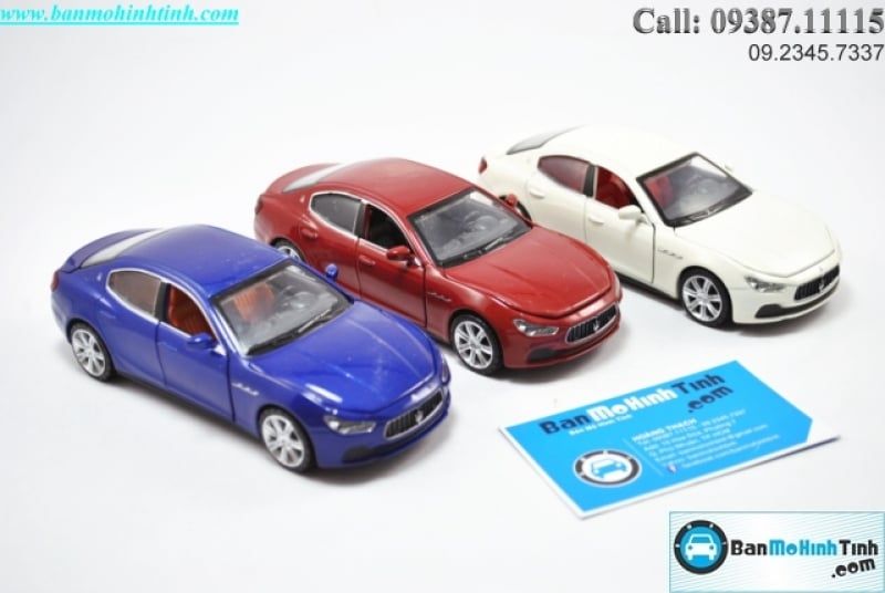 MÔ HÌNH MASERATI GHIBLI WHITE 1:32 UNI