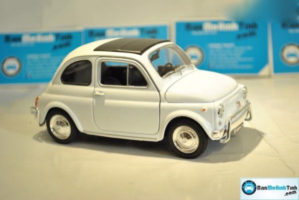 Mô hình xe Fiat Nouva 500 White 1:24 Welly