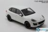 Mô hình xe Porsche Cayenne Turbo S 2014 White 1:18 Minichamps