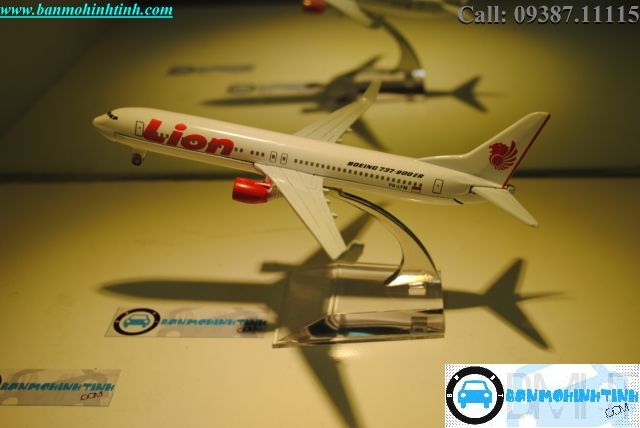 Mô Hình máy bay B737 Lion Air Everfly 16cm