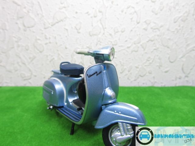 MÔ HÌNH XE VESPA 150 SUPER 1965 1:18 MAISTO