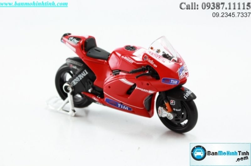 Mô hình xe mô tô Ducati GP Desmosedici No.69 1:18 Maisto