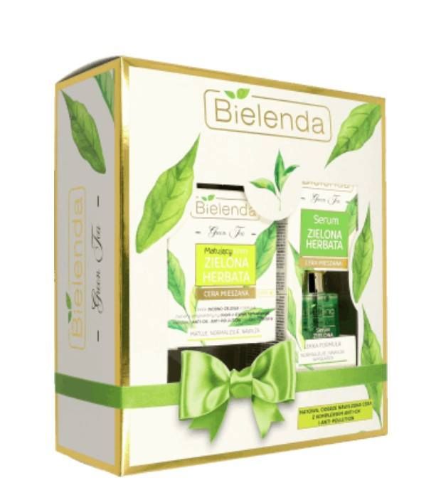 Bộ kem dưỡng + tẩy trang Nivea: