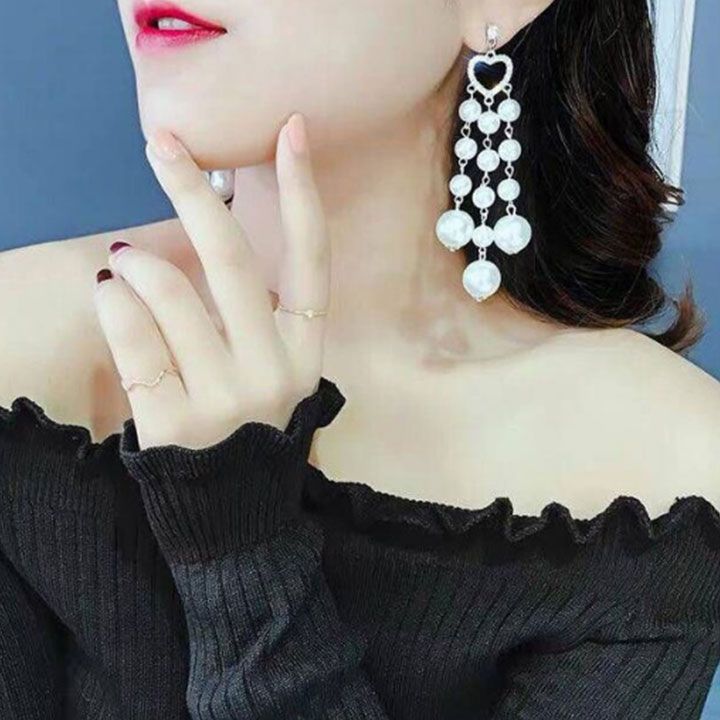 Bông tai trái tim hạt châu