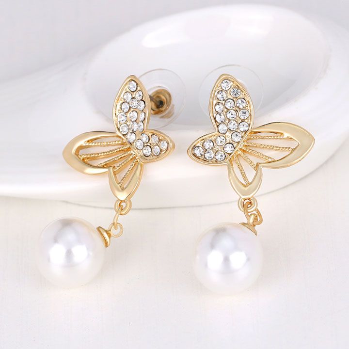 Bông tai cánh bướm hạt châu