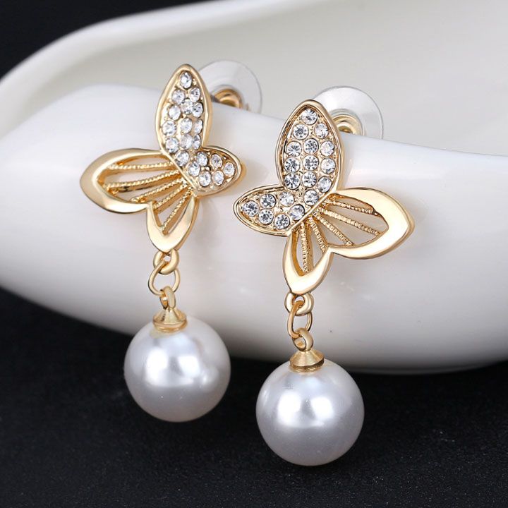 Bông tai cánh bướm hạt châu