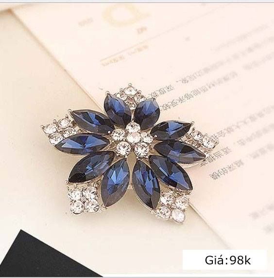 Cài áo Hoa Mai Trắng