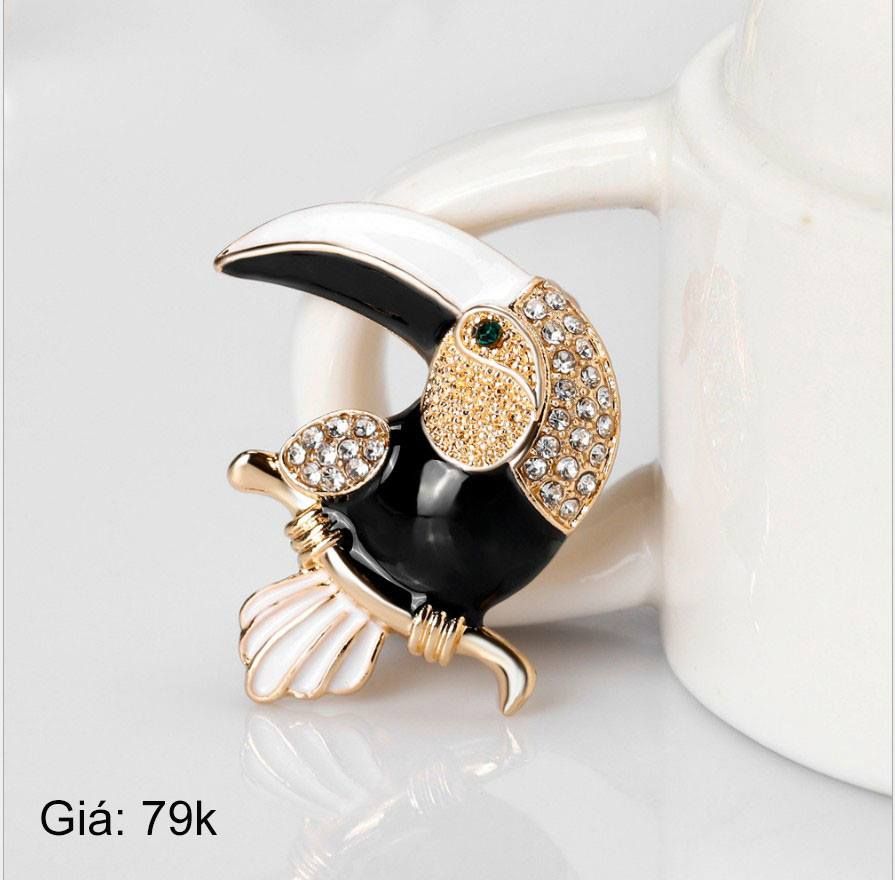 Cài áo Vẹt Mỏ Dài