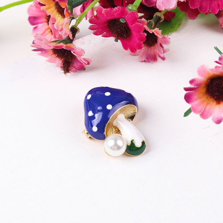 Cài áo nấm xanh biển