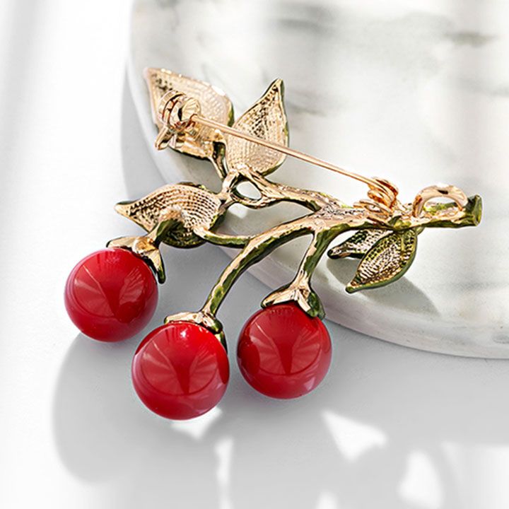 Cài áo cành cherry